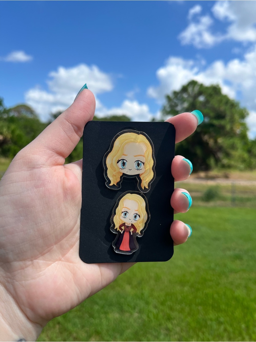 NWT Hocus Pocus Sarah Sanderson Pin